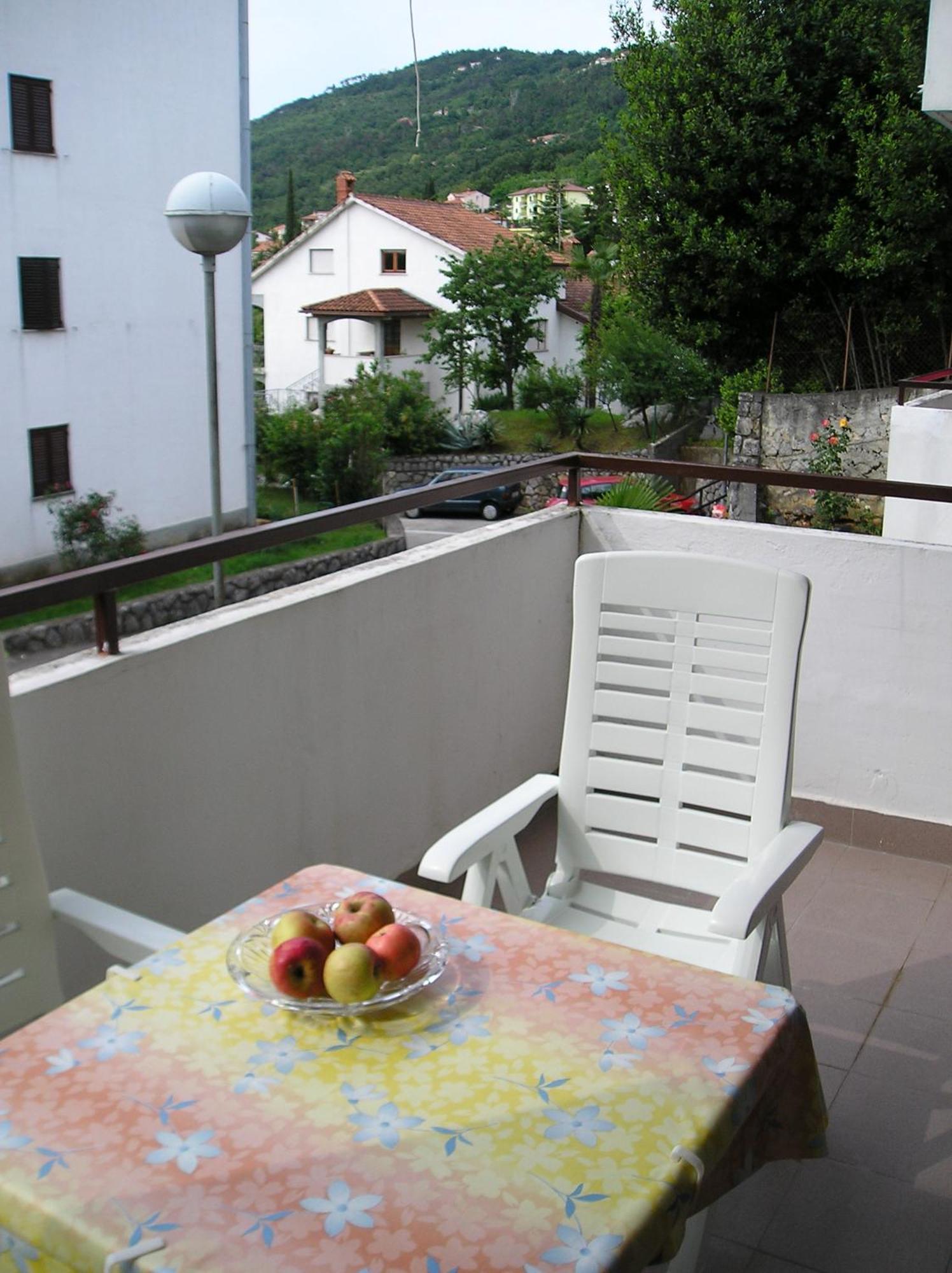 Apartman Lovran Exteriör bild