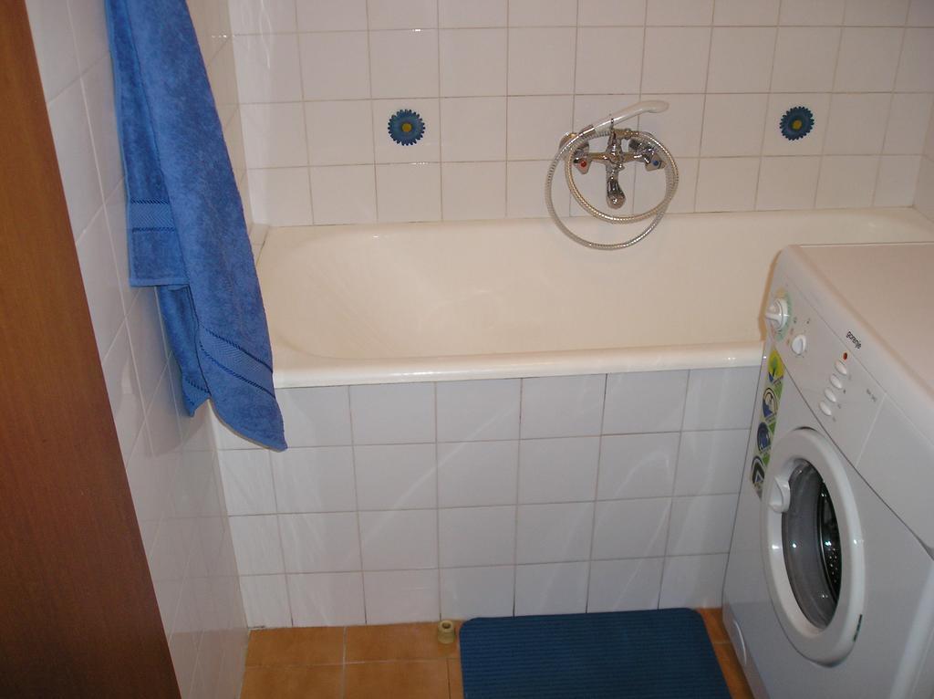 Apartman Lovran Exteriör bild